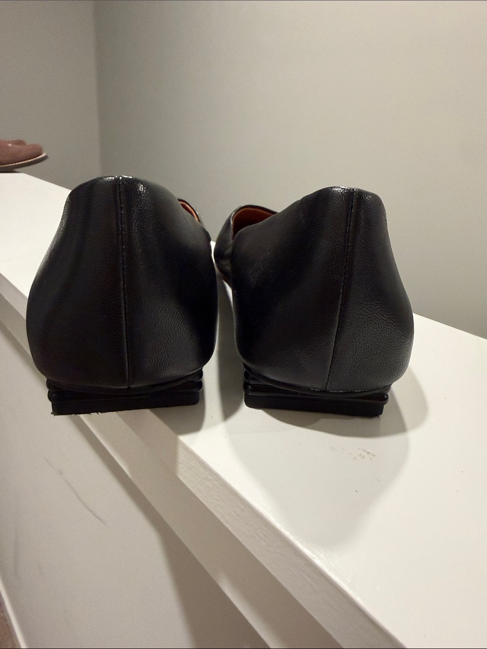 Black Leather Square-Toe SARTO Flats US 10 square heel cut out side A-TRACY SHOE - Picture 8 of 8